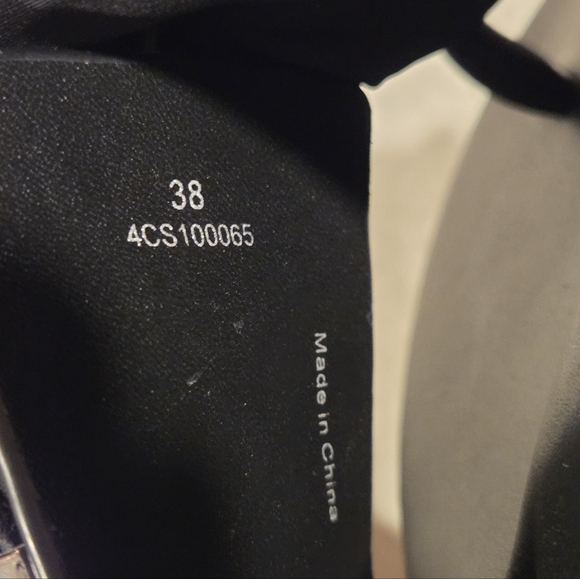 GUC 4CCCCEES Mellow Glow Sandals, Black - Picture 7 of 14